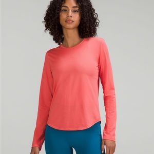 NWOT Lulu High Neck Running and Training LS